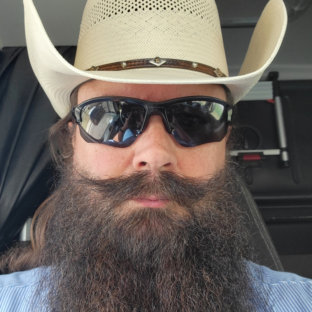 Meet your Posher, Liam